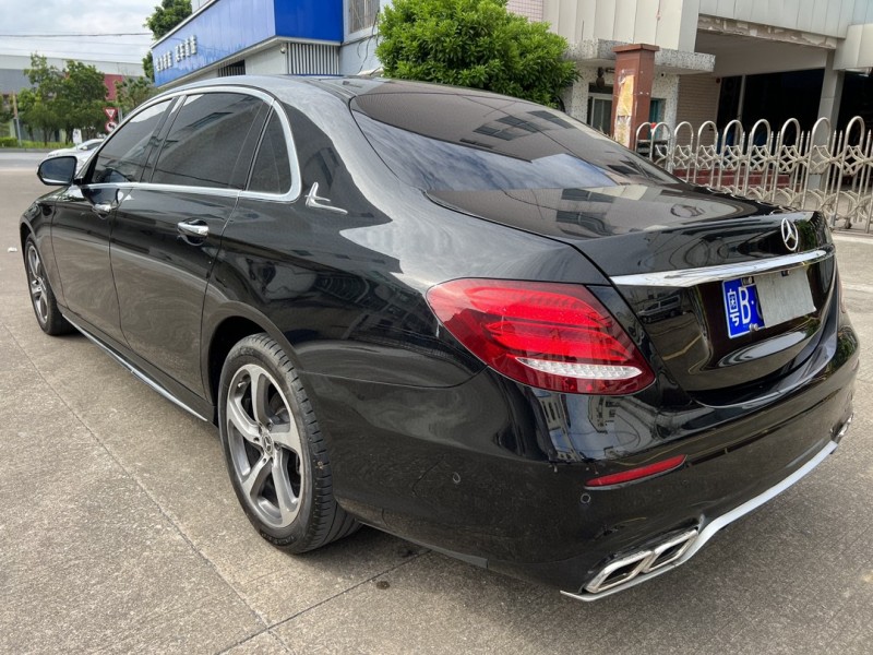 中山18年奔驰E4