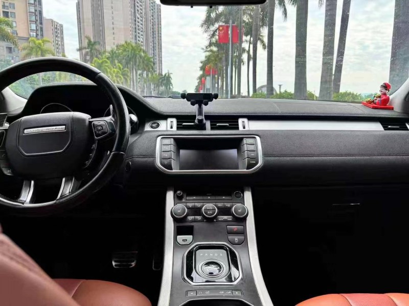 深圳13年路虎极光5