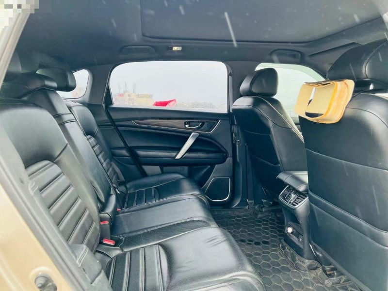 东莞17年本田URV7