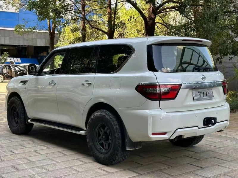 昆明20年日產途樂6