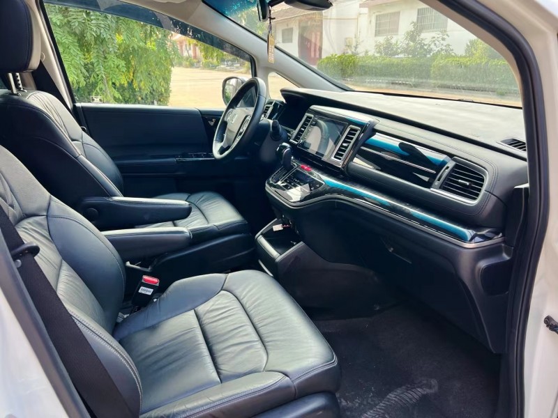 潍坊21年本田艾力绅5