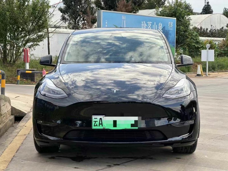昆明23年特斯拉MODEL Y1