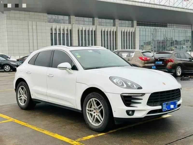 东莞17年保时捷Macan2