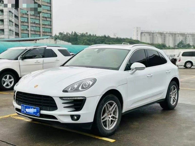 东莞17年保时捷Macan3