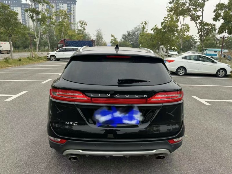 濰坊15年林肯MKC8