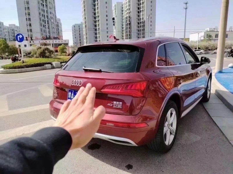 許昌19年奧迪Q58