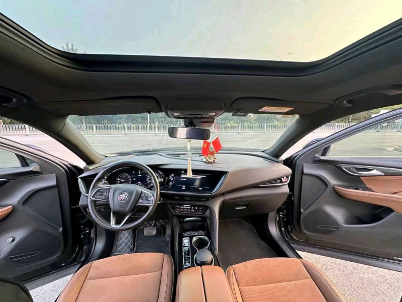 徐州21年别克昂科威9