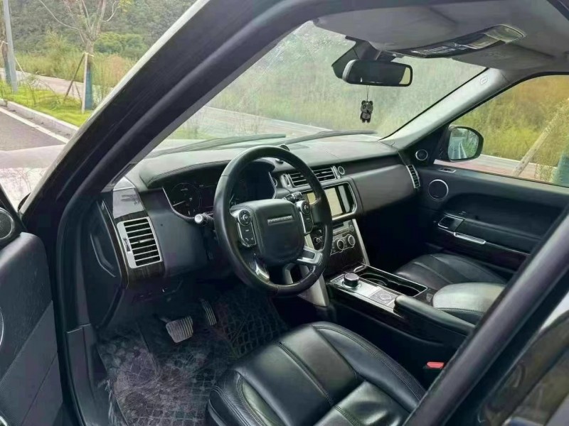 重庆16年路虎揽胜行政4