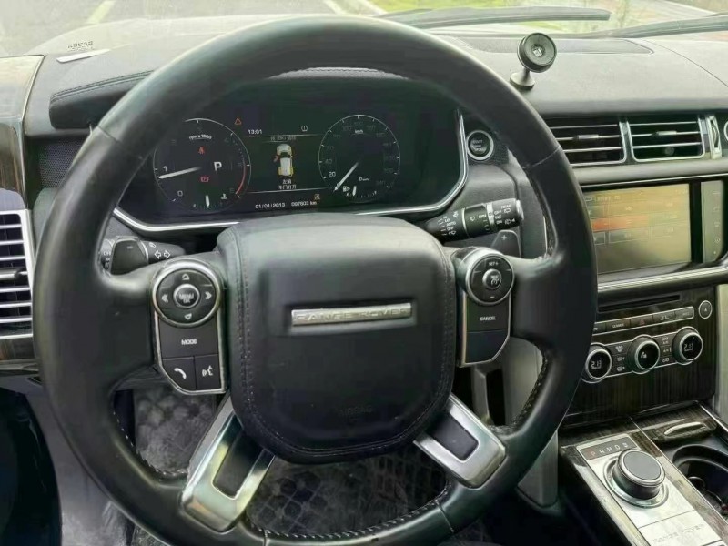 重庆16年路虎揽胜行政5