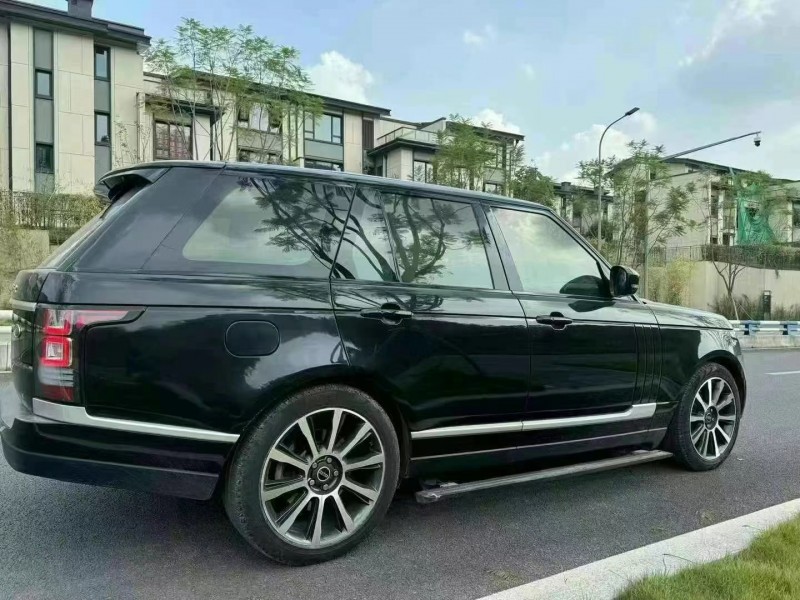 重庆16年路虎揽胜行政9