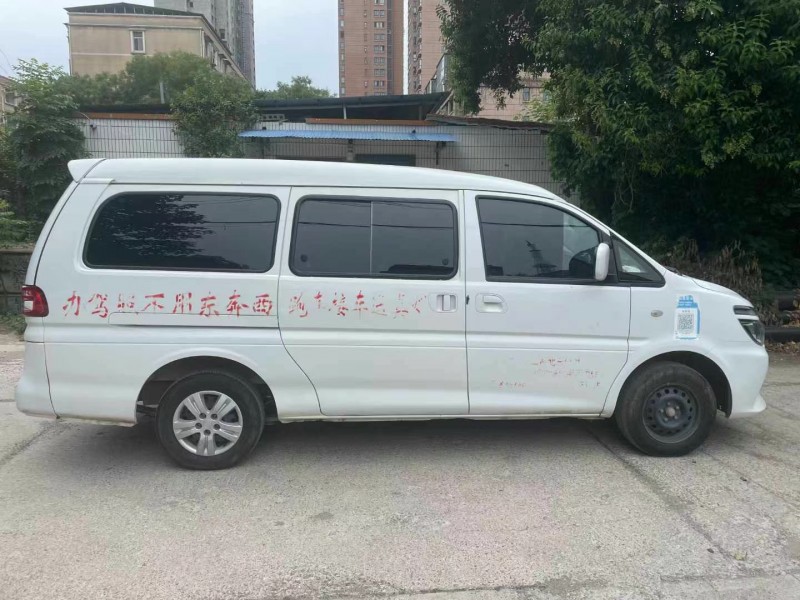 許昌21年東風菱智7