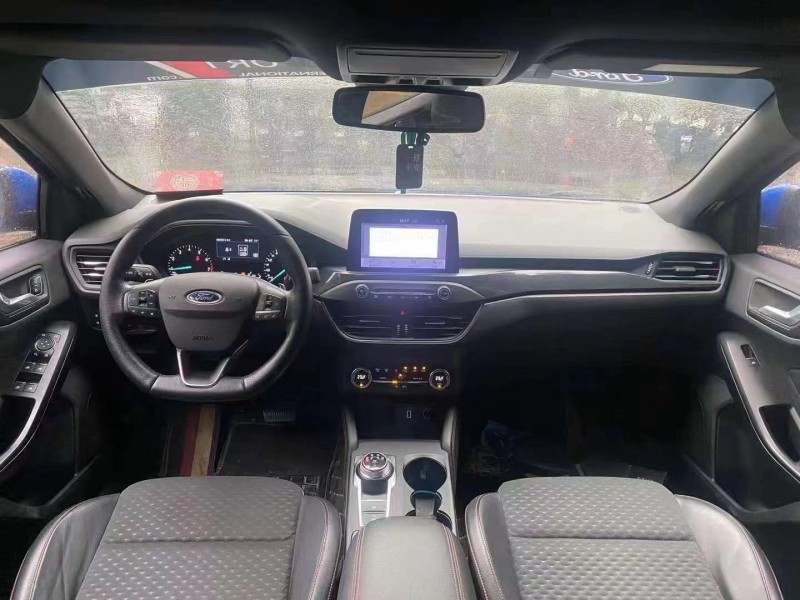 深圳20年福特福克斯6