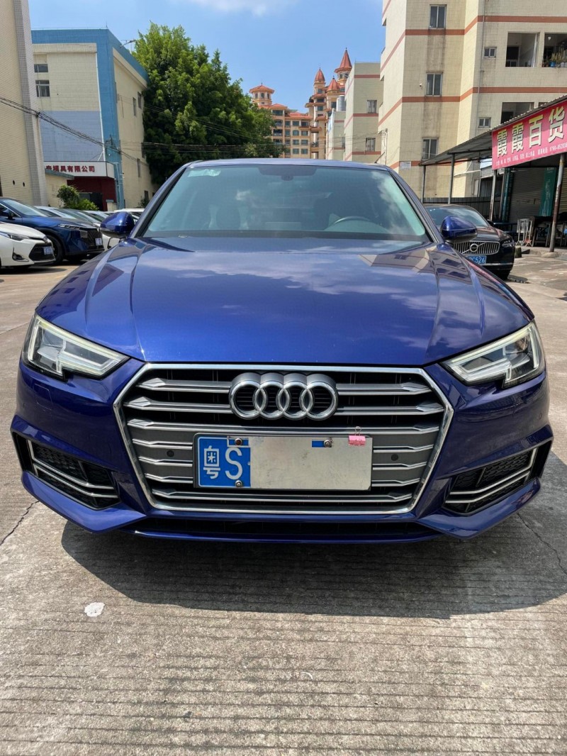 中山19年奥迪A4L1