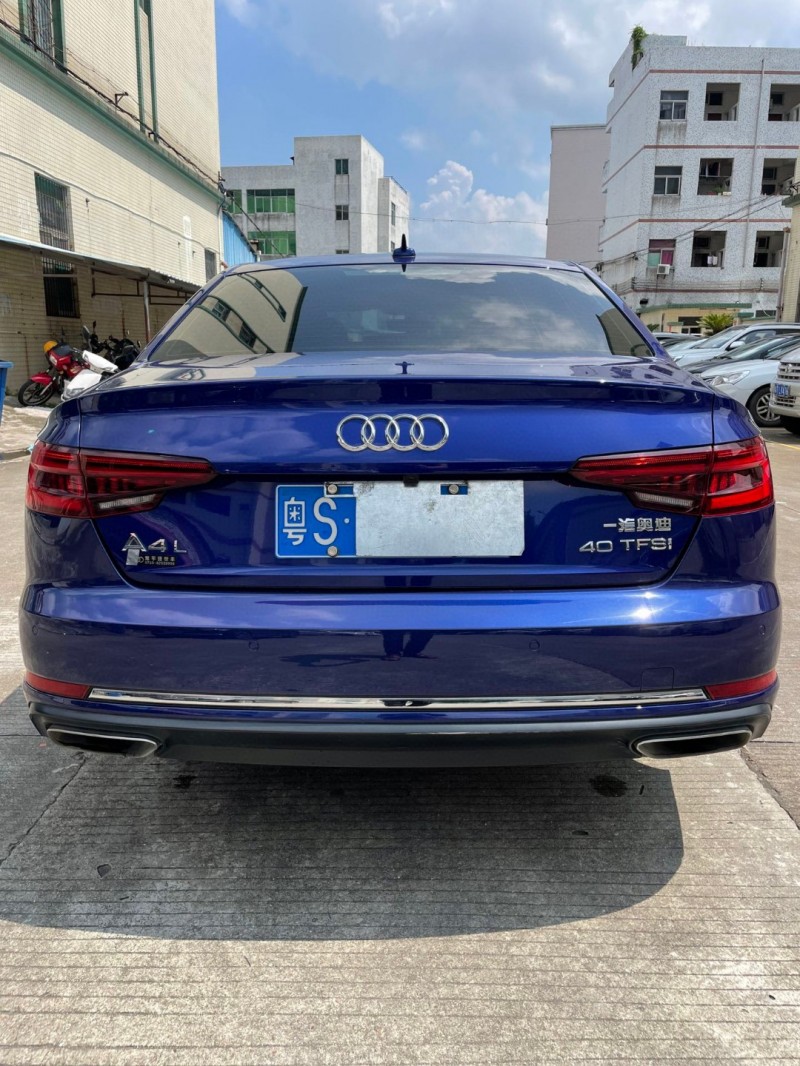 中山19年奥迪A4L9