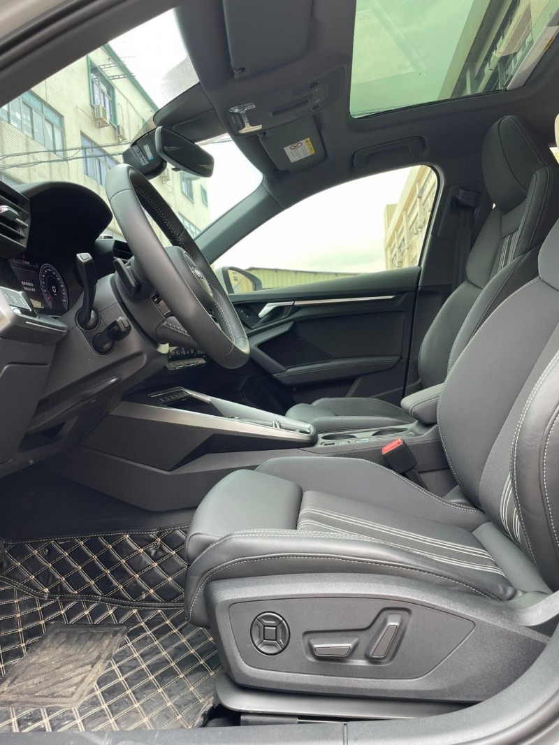 中山22年奥迪A38