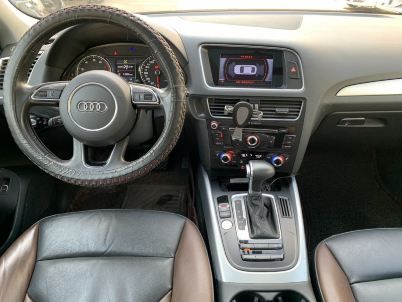 中山19年奥迪Q57