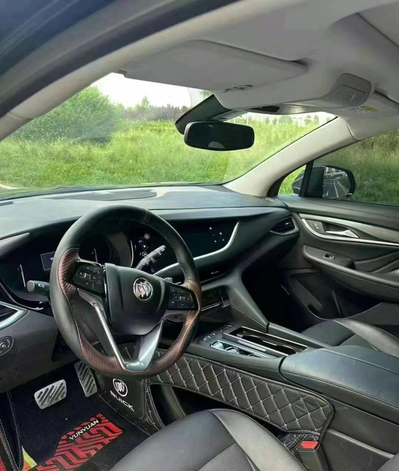 济宁21年别克昂科旗8