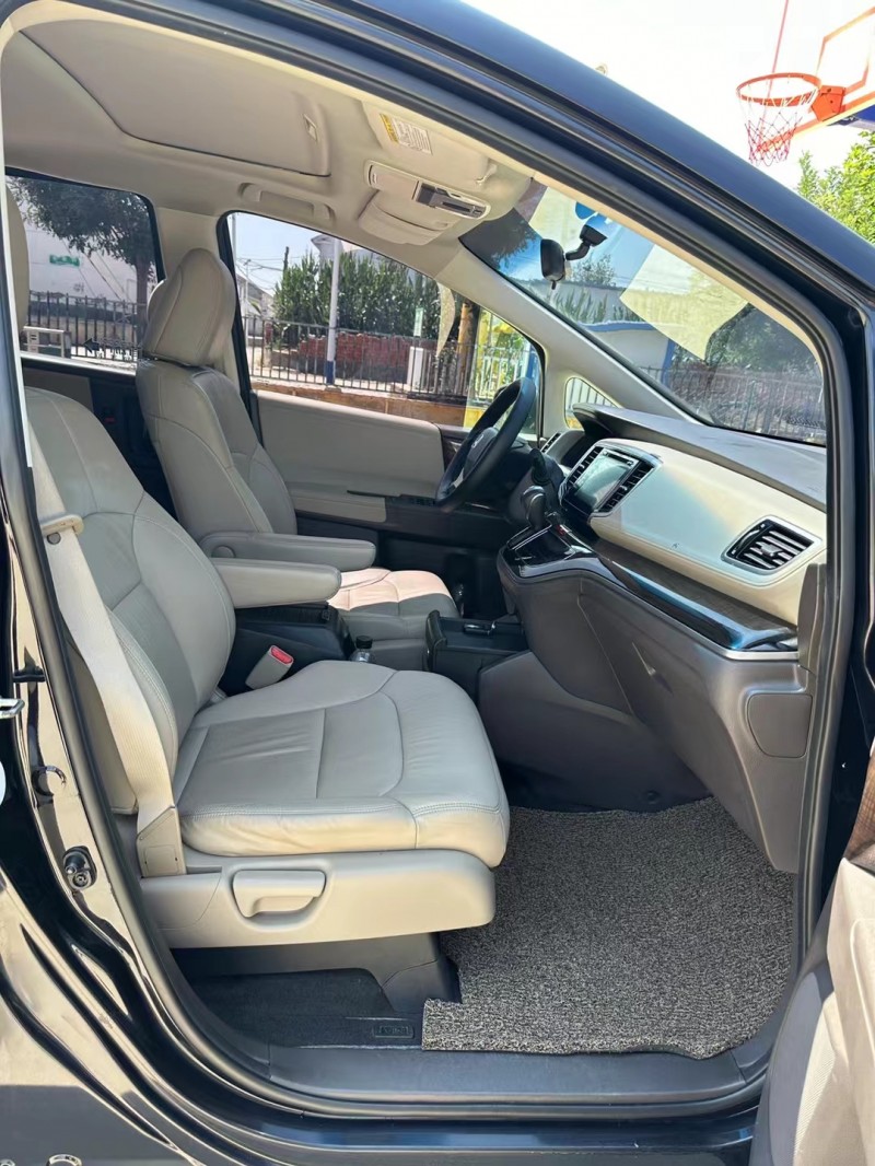 廊坊17年本田奥德赛5