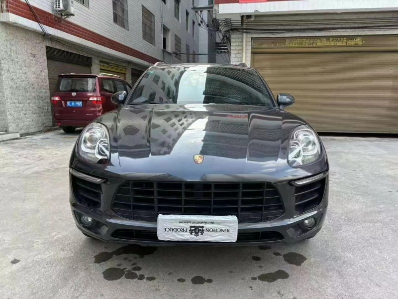 襄陽18年保時捷Macan1