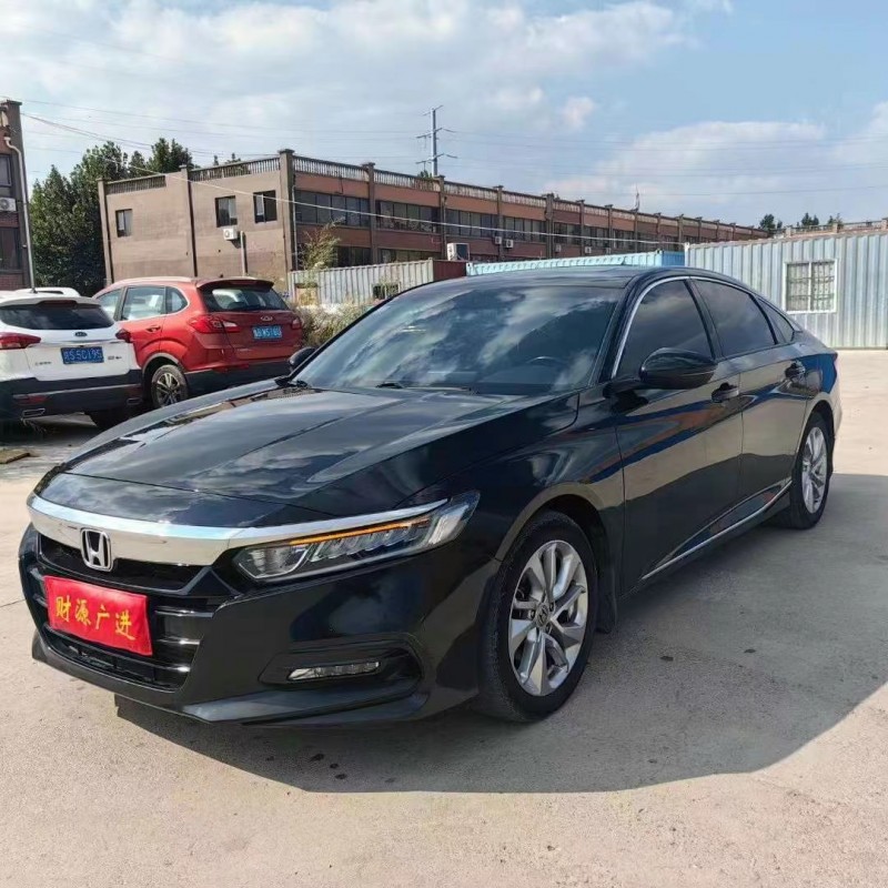 青岛12年本田雅阁3