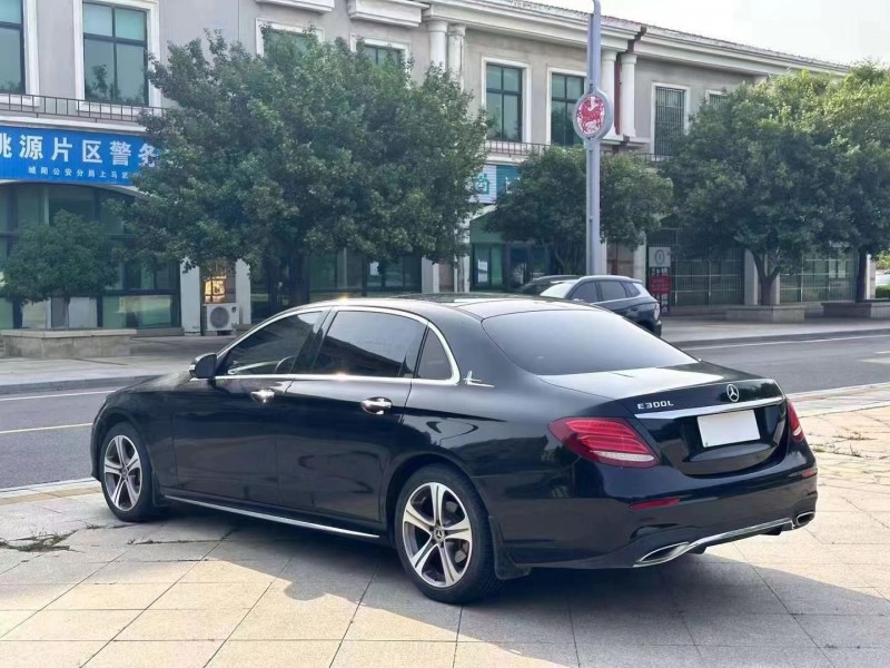 济宁20年奔驰E7