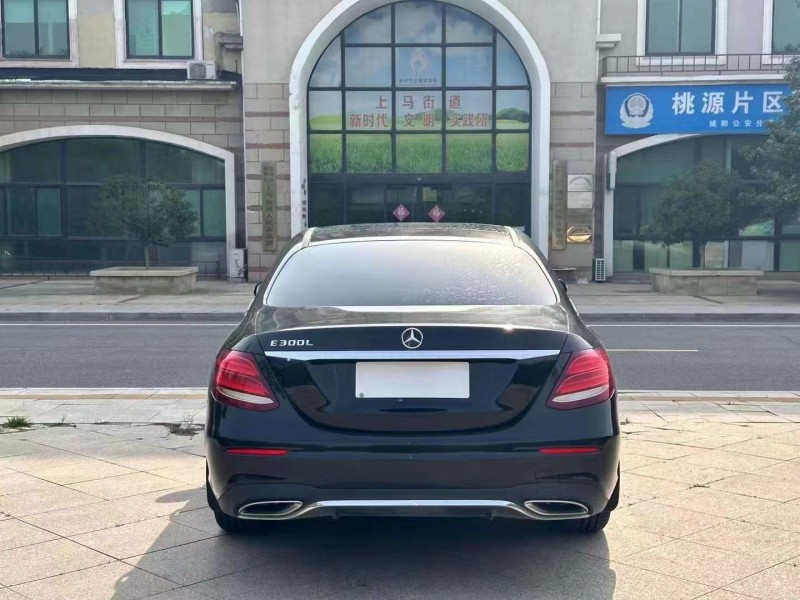 济宁20年奔驰E9