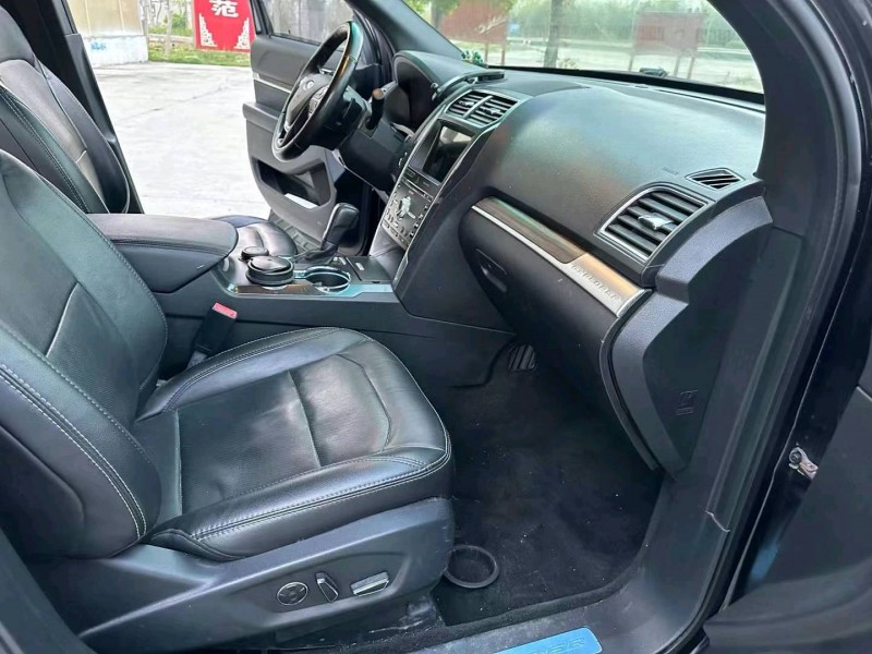 徐州17年福特探险者4