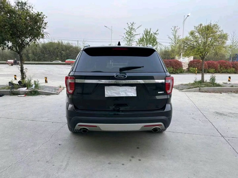 徐州17年福特探险者9