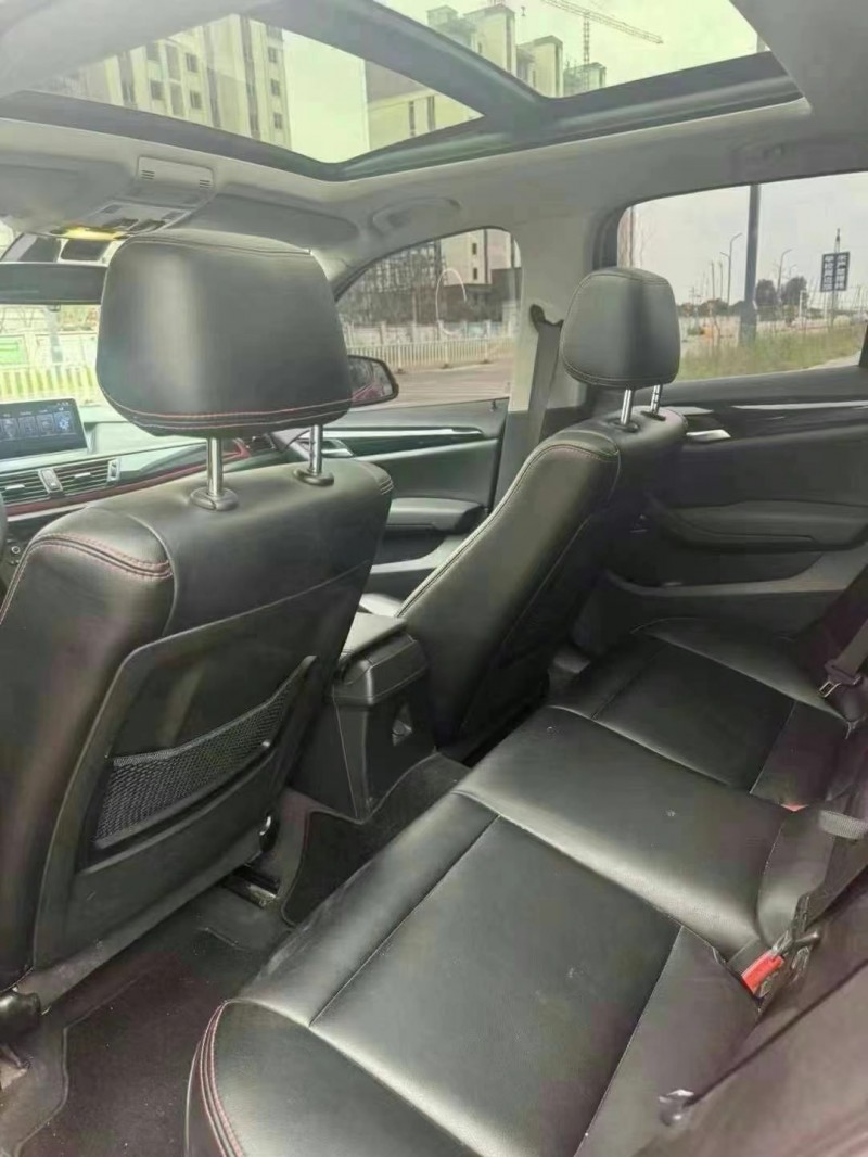 保定16年宝马X19