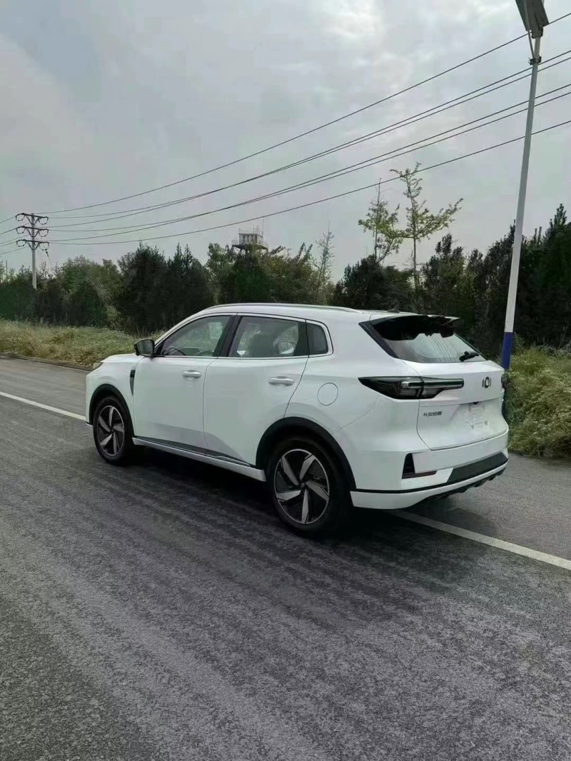 淄博24年长安汽车启源6