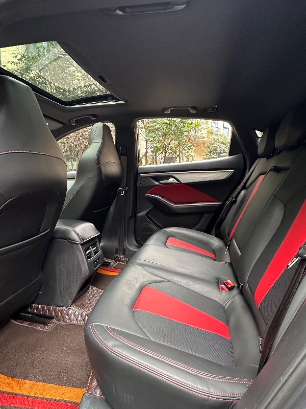 成都22年大众思皓7