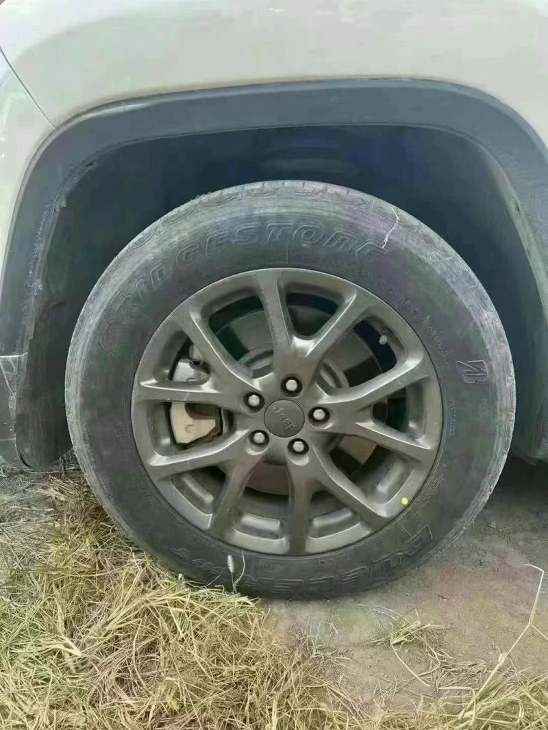 邢臺22年Jeep自由光6