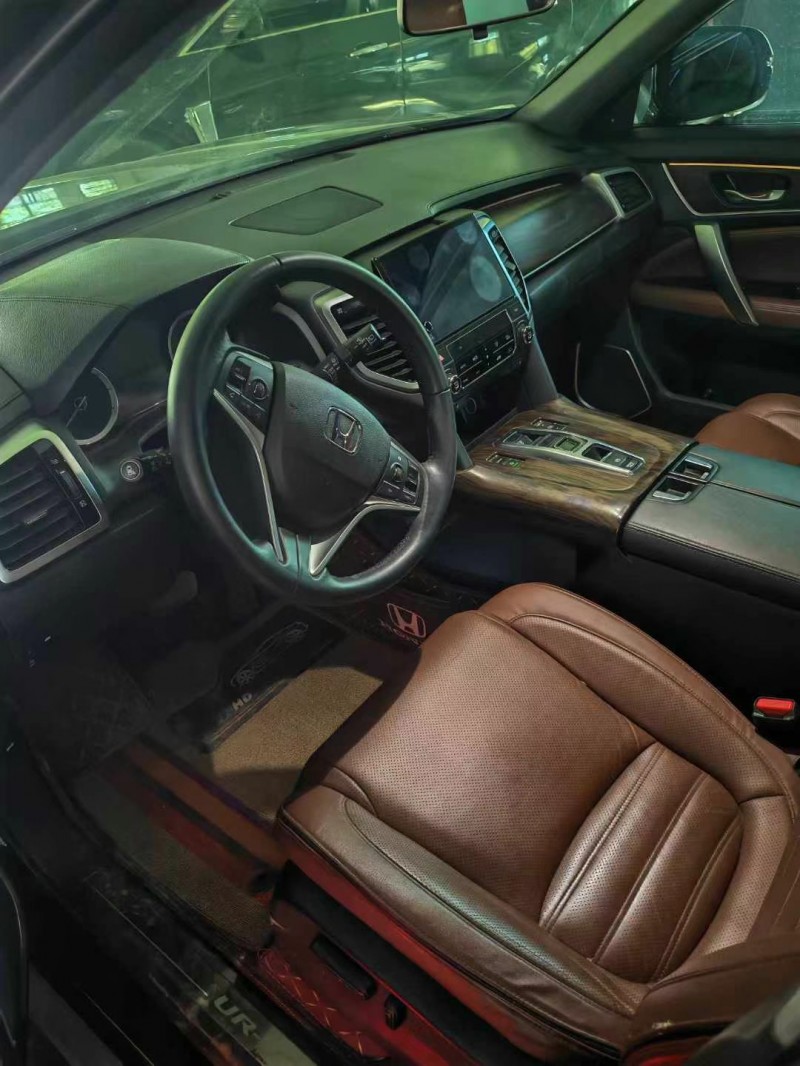 潍坊19年本田冠道4