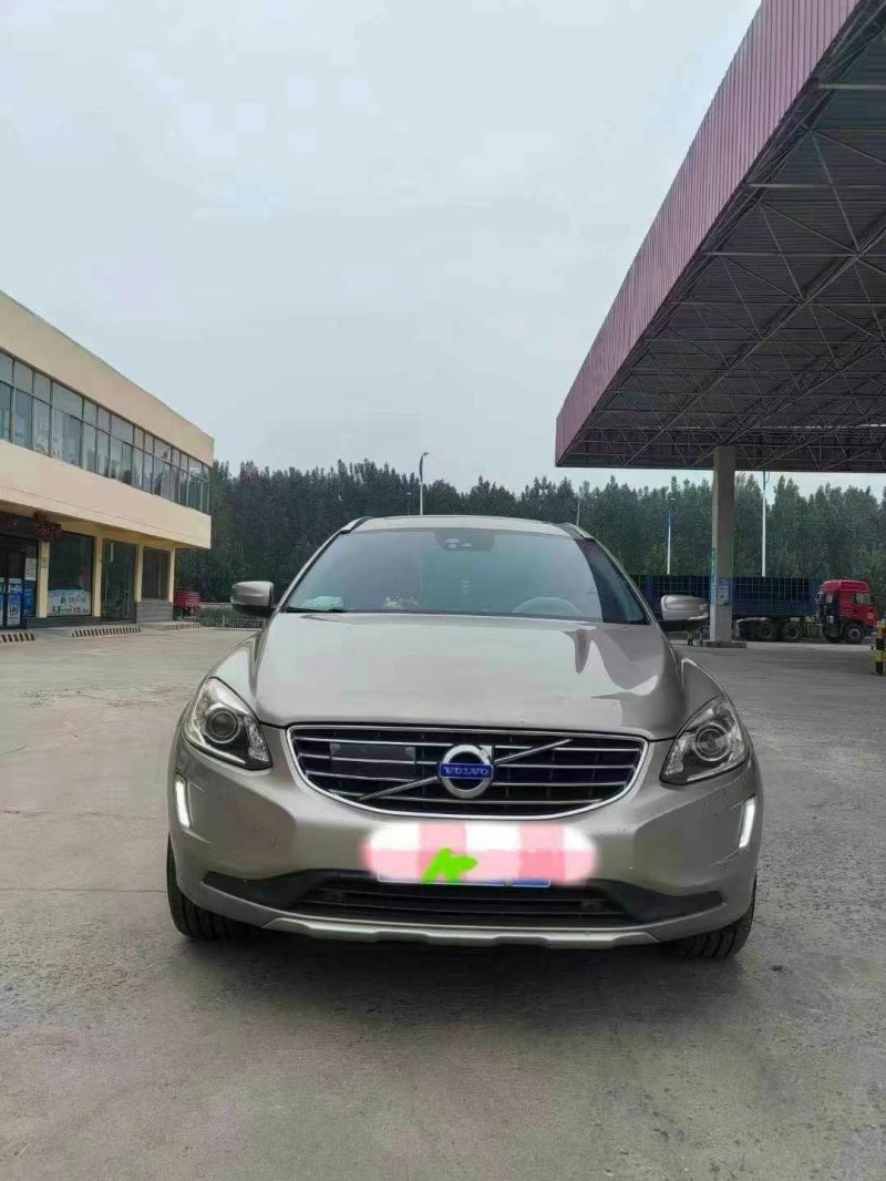 济宁15年沃尔沃XC601