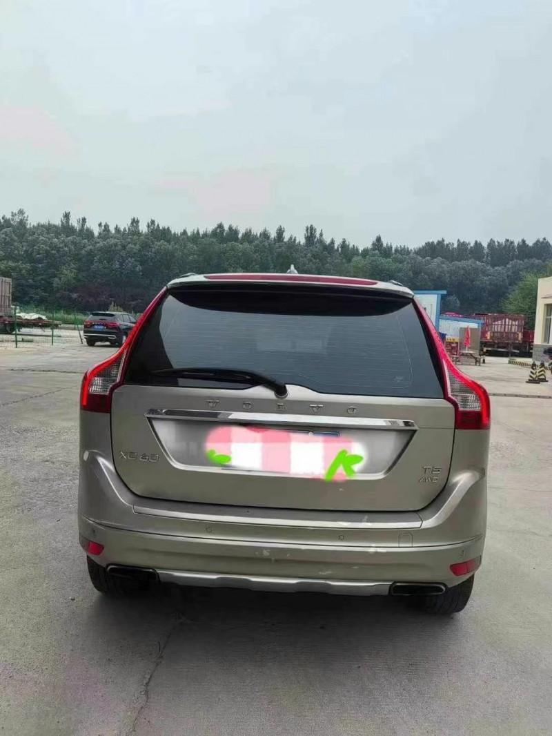 济宁15年沃尔沃XC602