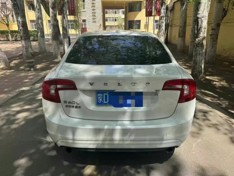 烏蘭察布16年沃爾沃S60L2
