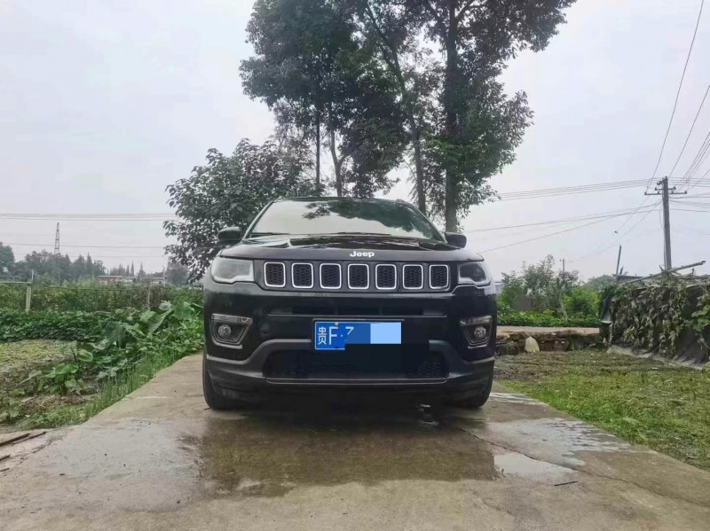 成都19年Jeep指南者1