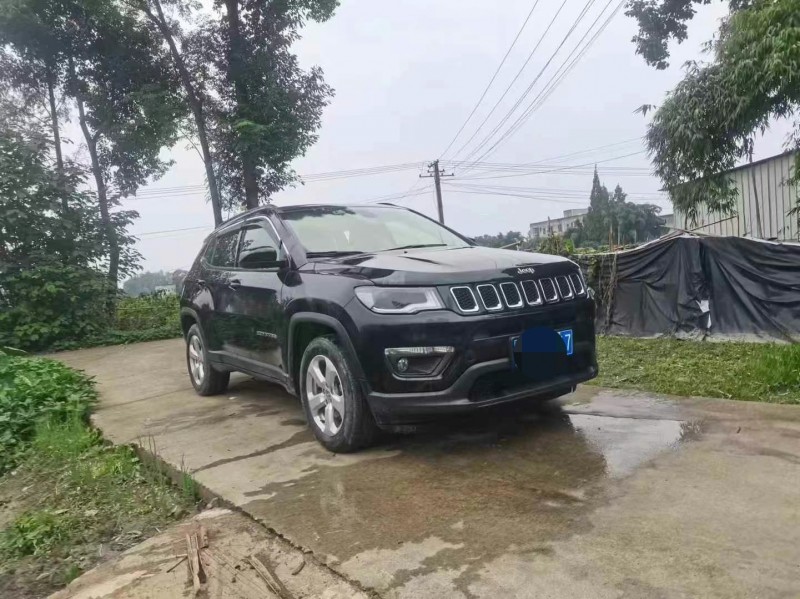 成都19年Jeep指南者2