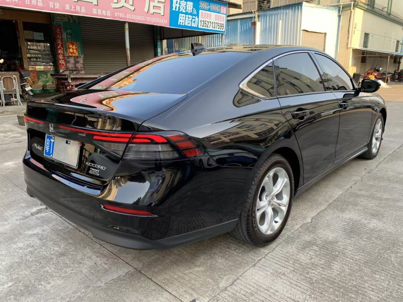 中山23年本田雅阁4