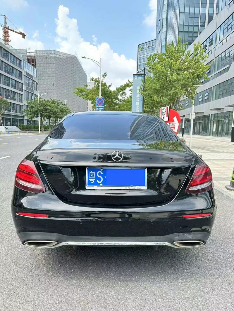 广州18年奔驰E9