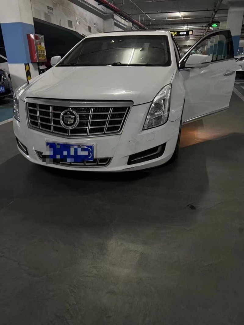 东莞15年凯迪拉克XTS1