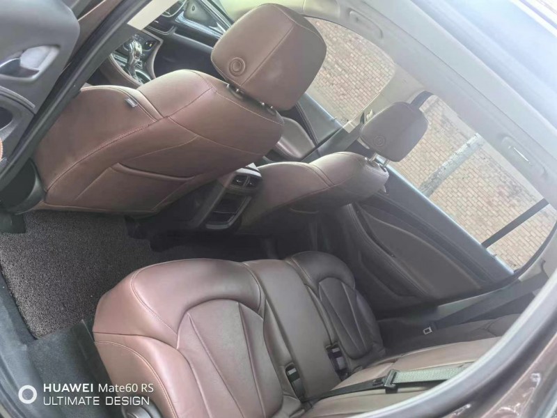 保定20年别克昂科威6