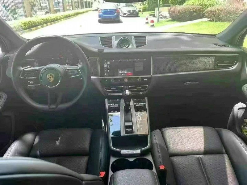 广州23年保时捷Macan5