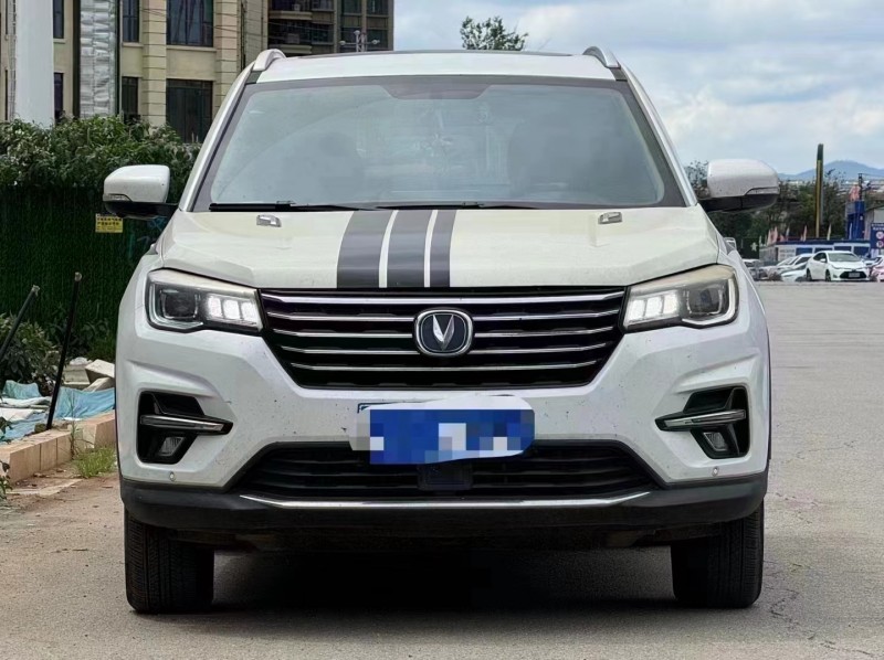 昆明19年長安汽車CS751