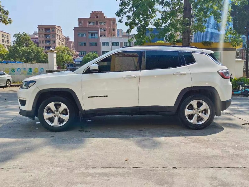佛山19年Jeep指南者8