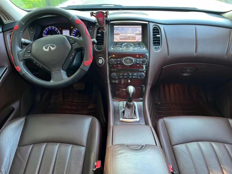 日照13年英菲尼迪QX508