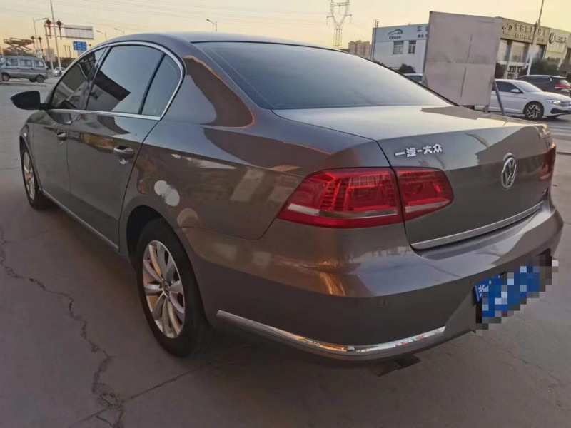 保定14年大众迈腾5