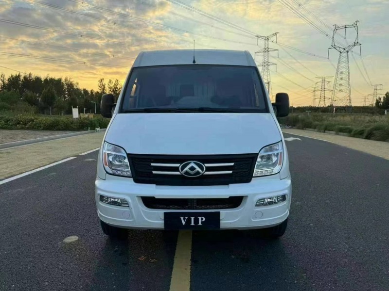 徐州22年大通V801