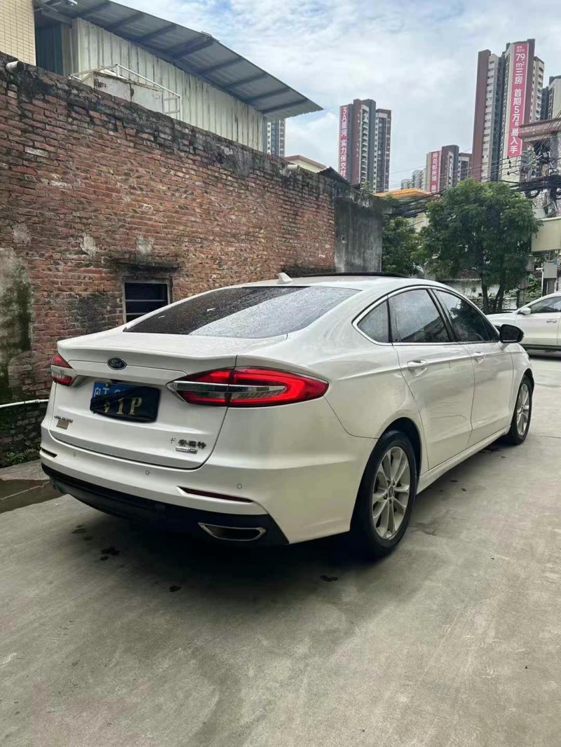 广州21年福特蒙迪欧8