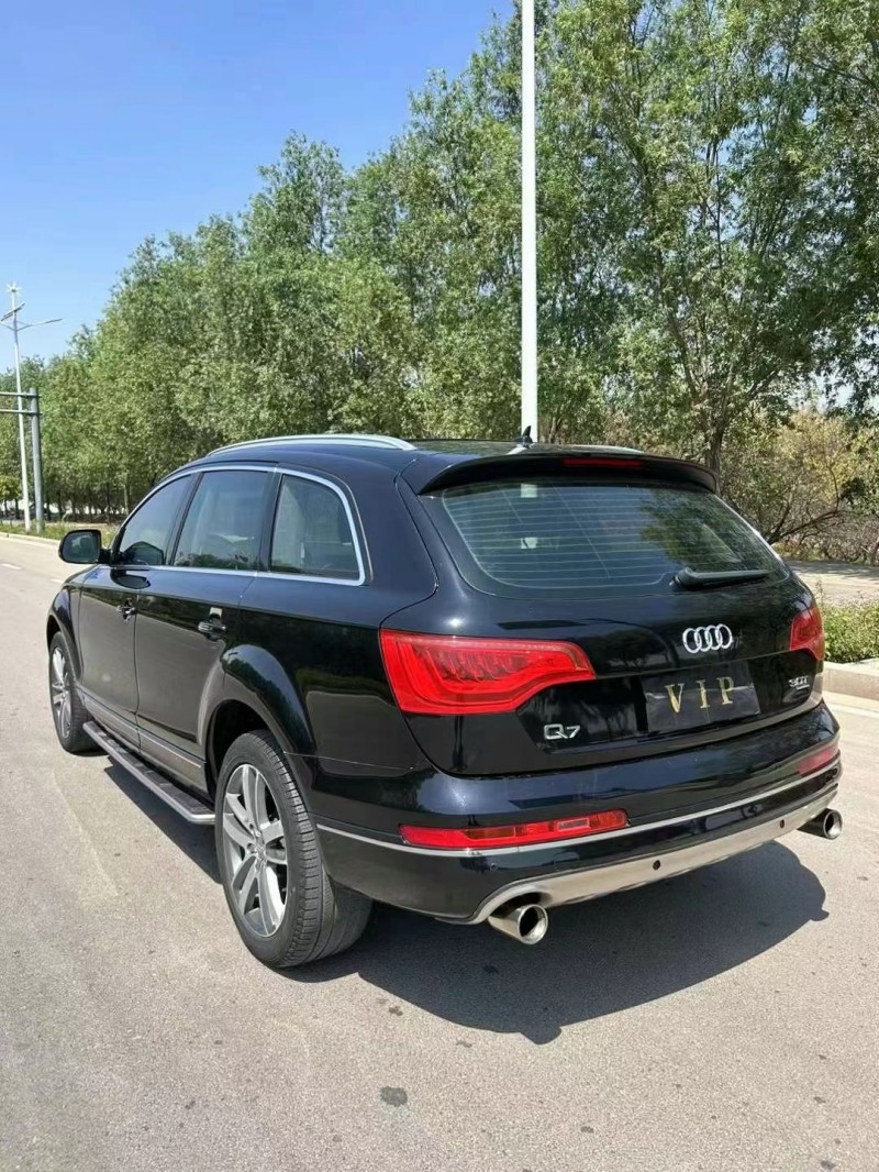 枣庄12年奥迪Q78